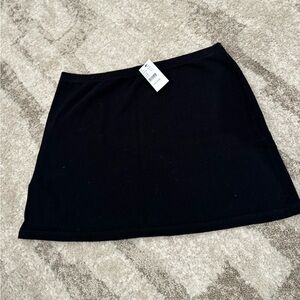 NWT- Brandy Melville Mini Skirt